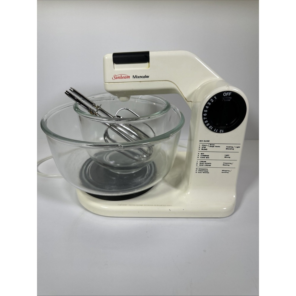 VTG 1980s Sunbeam Mixmaster 12-Speed Stand Mixer 2 Bowls 2 Beaters 01401 Works
